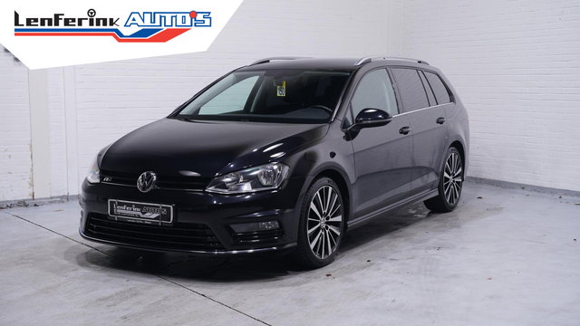 Volkswagen Golf - Variant 1.6 TDI Highline R-Design sportstoelen lederen bekleding NAP DAB-ontvangst cruise controle camera navigatie stoelverwarming PDC v+a schakelflippers aan het stuur climate controle 19"-inch lichtmetalen velgen