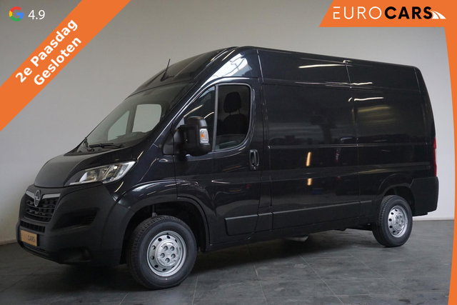 Opel Movano - 140pk L2H2 Edition Navi Camera Parkeersensoren Trekhaak Cruise control Airco