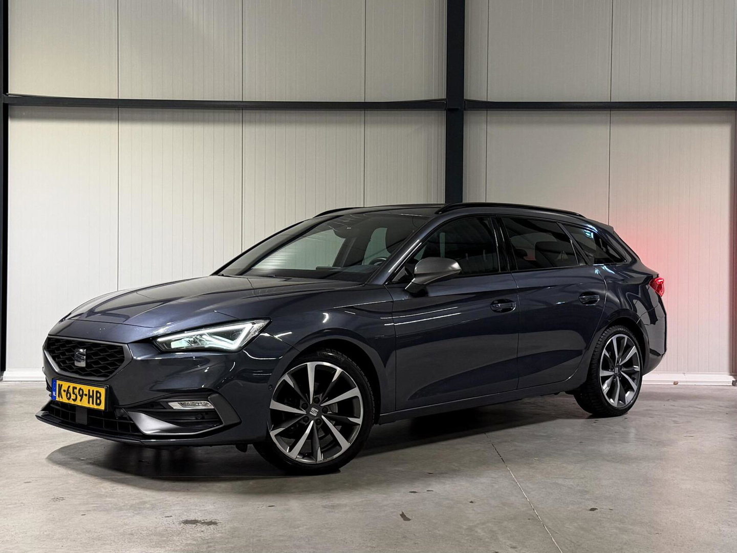 SEAT Leon Sportstourer Seat Leon 1.5 eTSI FR 150PK Virtual Sfeer Trekhaak Carplay