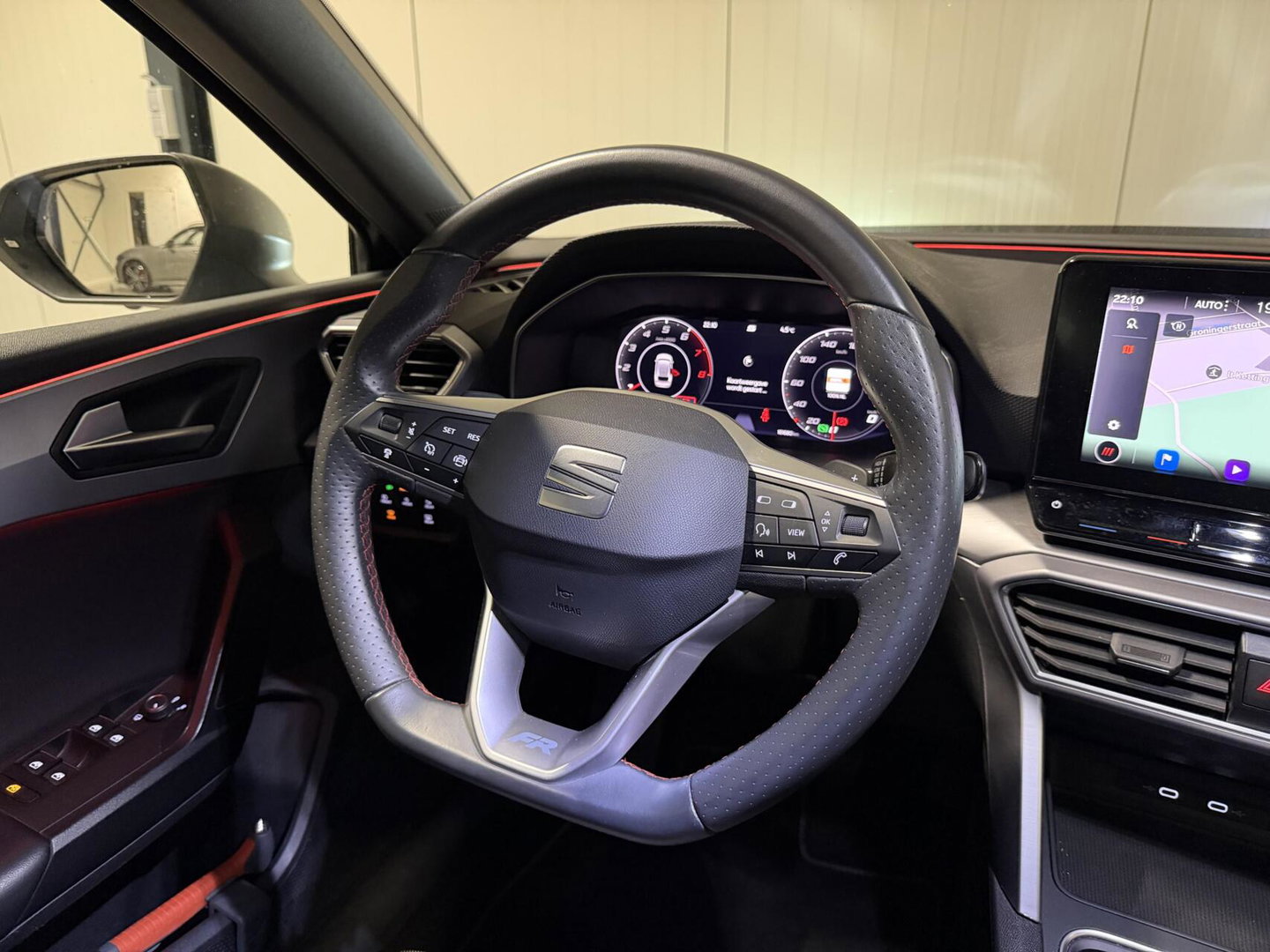 SEAT Leon Sportstourer Seat Leon 1.5 eTSI FR 150PK Virtual Sfeer Trekhaak Carplay