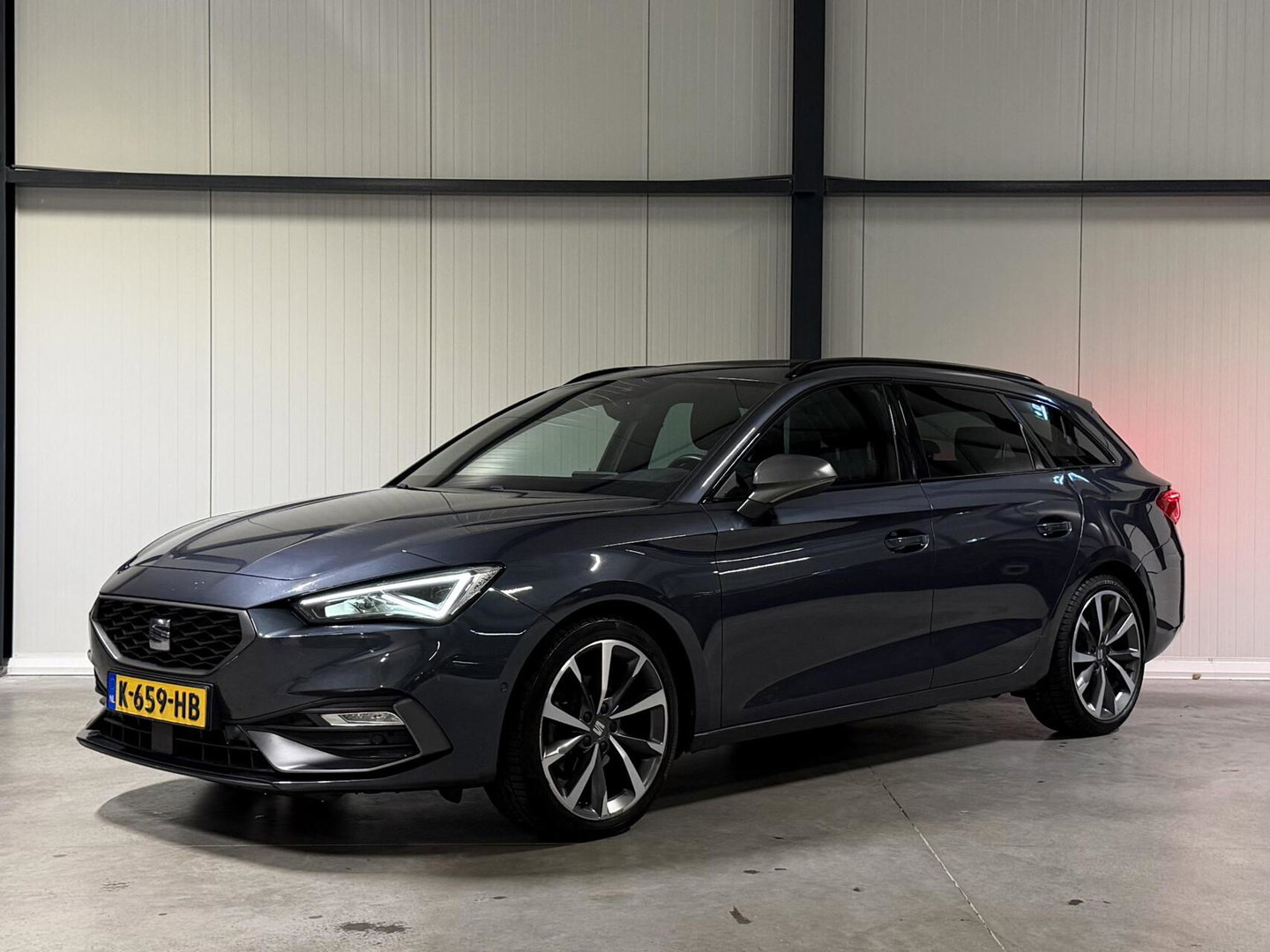 SEAT Leon Sportstourer Seat Leon 1.5 eTSI FR 150PK Virtual Sfeer Trekhaak Carplay
