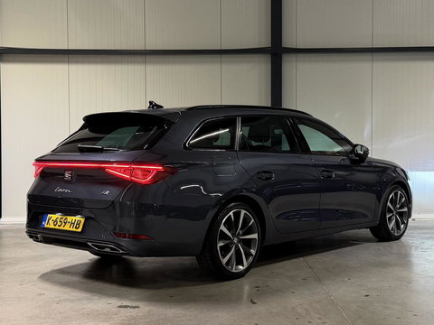 SEAT Leon Sportstourer Seat Leon 1.5 eTSI FR 150PK Virtual Sfeer Trekhaak Carplay