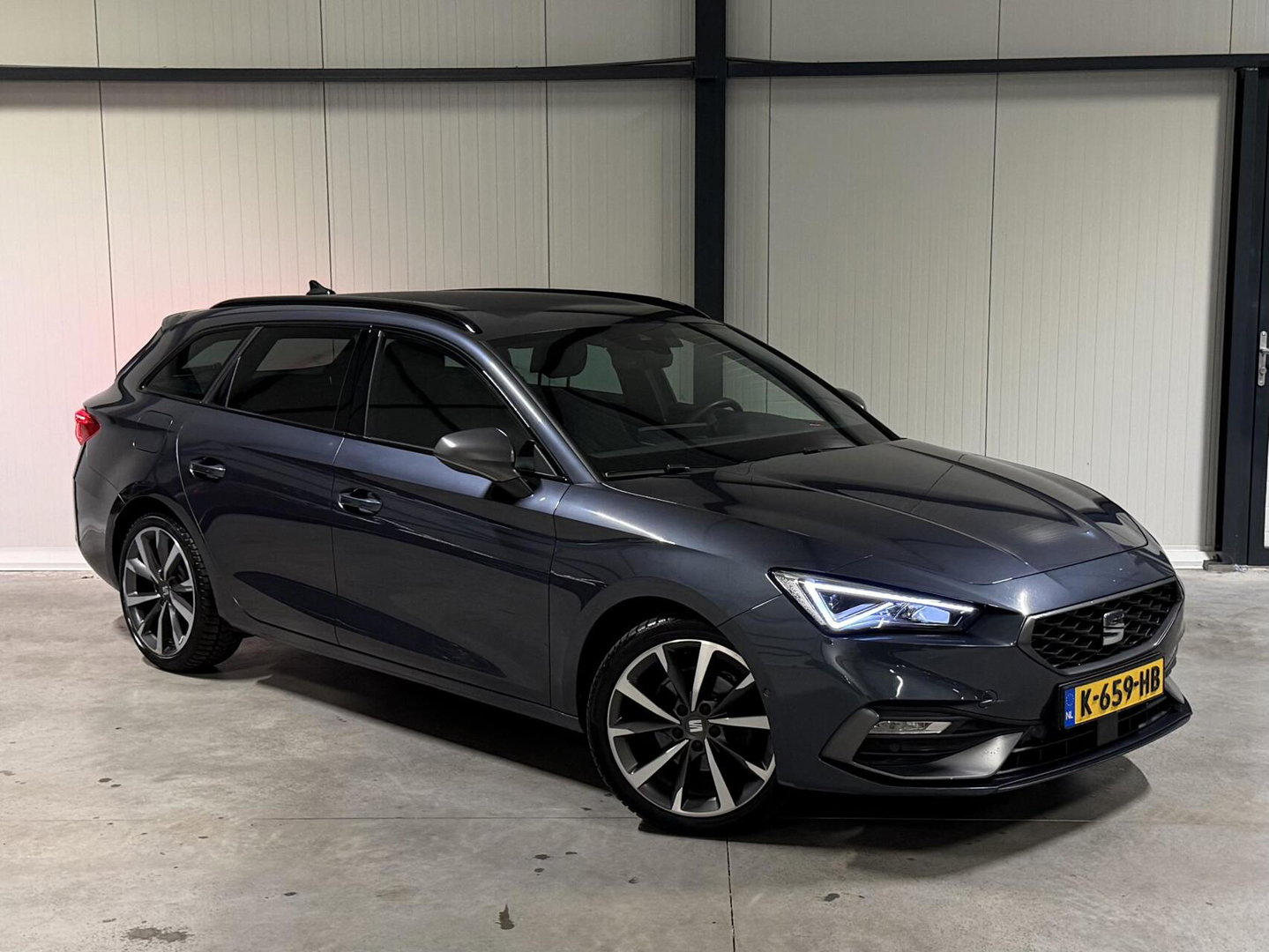 SEAT Leon Sportstourer Seat Leon 1.5 eTSI FR 150PK Virtual Sfeer Trekhaak Carplay
