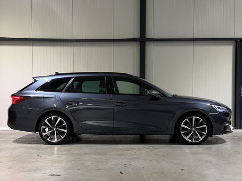 SEAT Leon Sportstourer Seat Leon 1.5 eTSI FR 150PK Virtual Sfeer Trekhaak Carplay