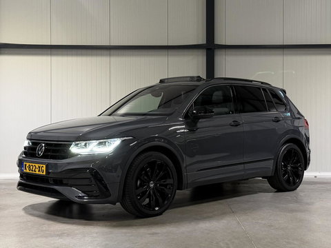 Volkswagen Tiguan 1.5 TSI R-line Pano H&K LeerTrekhaak VOL!