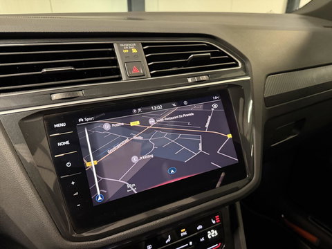 Volkswagen Tiguan 1.5 TSI R-line Pano H&K LeerTrekhaak VOL!