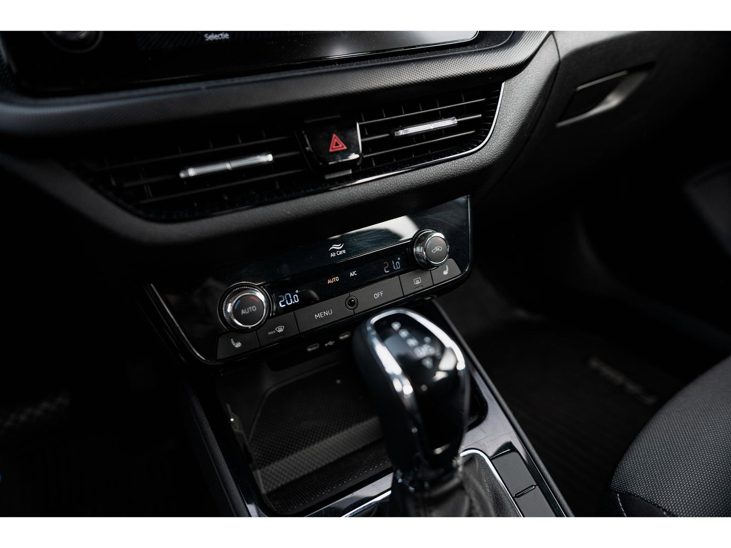 Škoda Fabia 1.0TSI DSG Edition | CLIMA | STOELVERW. | APPLE CAR PLAY | LM VELGEN