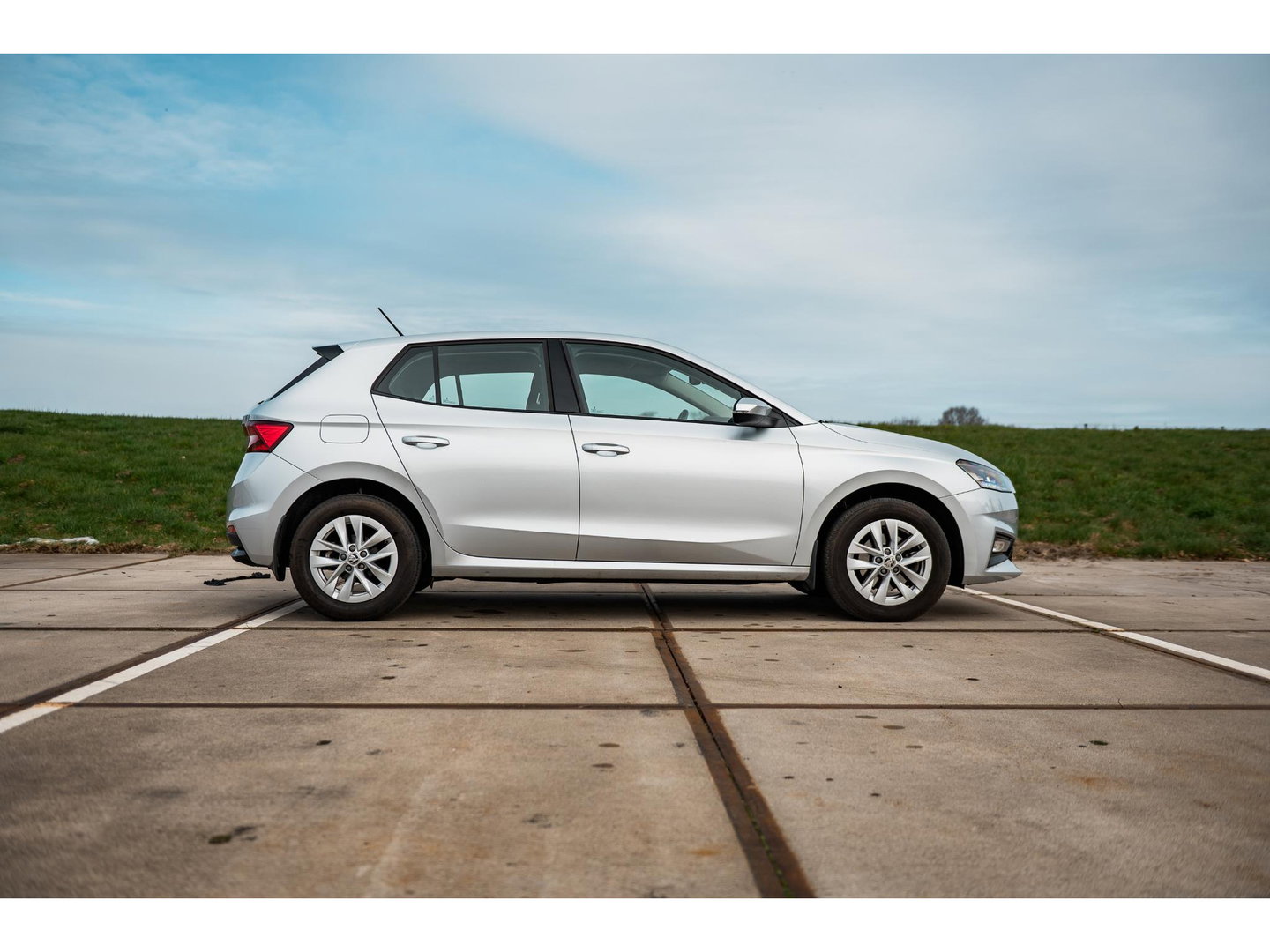 Škoda Fabia 1.0TSI DSG Edition | CLIMA | STOELVERW. | APPLE CAR PLAY | LM VELGEN