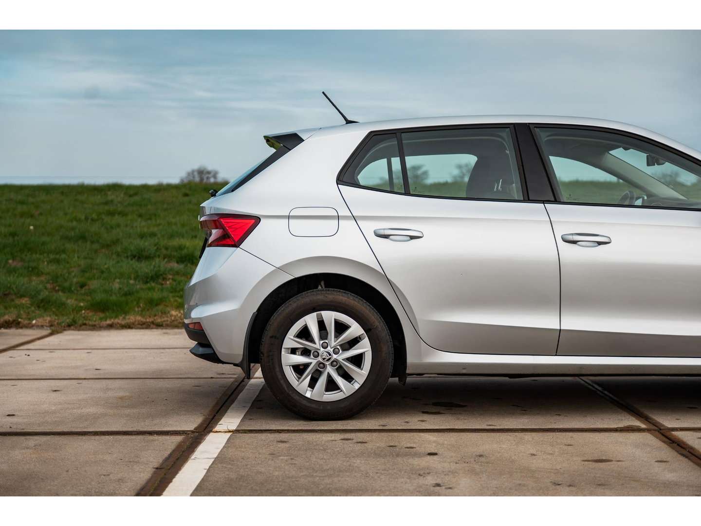 Škoda Fabia 1.0TSI DSG Edition | CLIMA | STOELVERW. | APPLE CAR PLAY | LM VELGEN