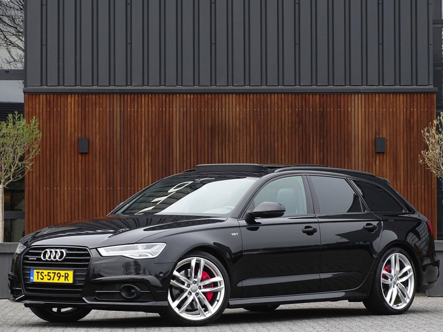 Audi A6 Avant 3.0 V6T 327PK Biturbo Quattro / S-line / Pano / Bose / Luchtveri
