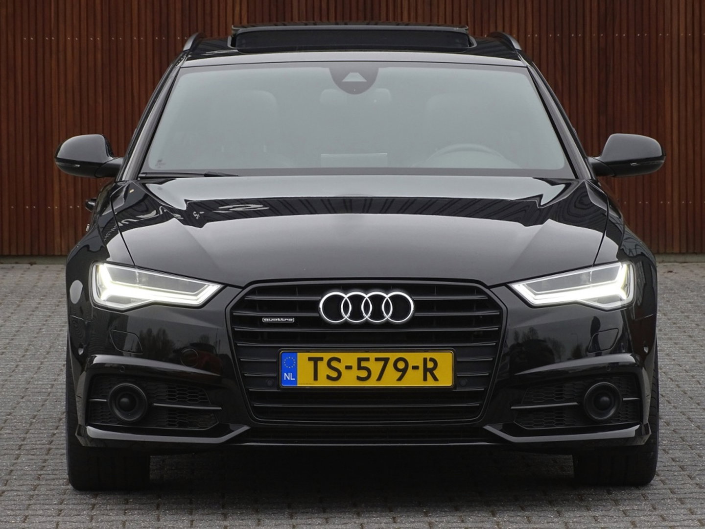 Audi A6 Avant 3.0 V6T 327PK Biturbo Quattro / S-line / Pano / Bose / Luchtveri