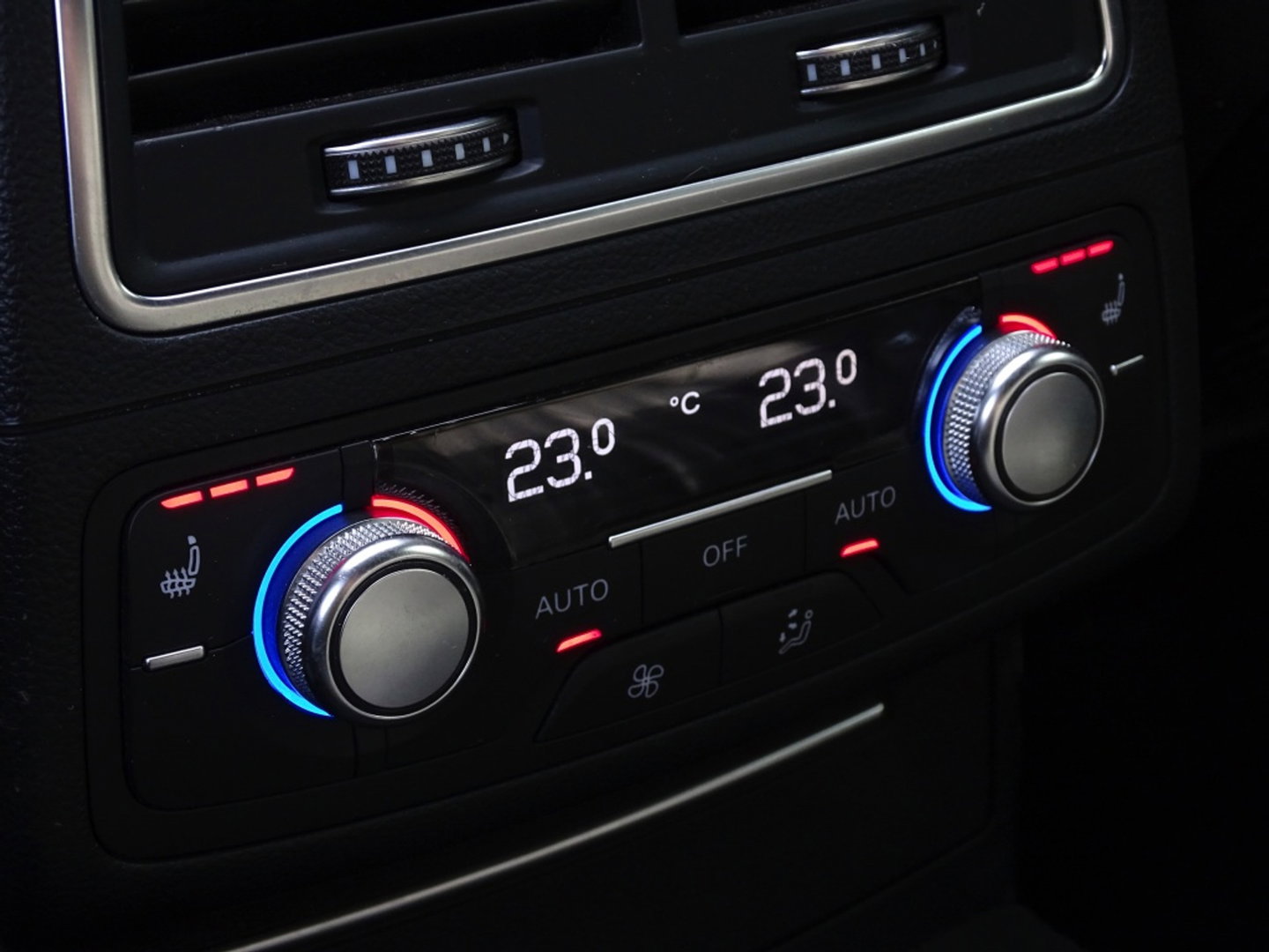 Audi A6 Avant 3.0 V6T 327PK Biturbo Quattro / S-line / Pano / Bose / Luchtveri