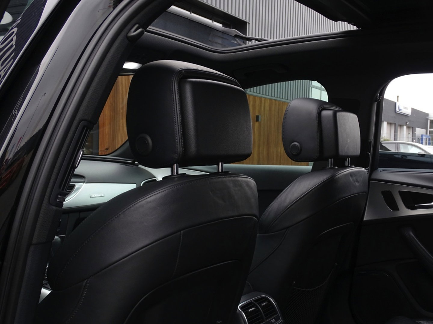 Audi A6 Avant 3.0 V6T 327PK Biturbo Quattro / S-line / Pano / Bose / Luchtveri