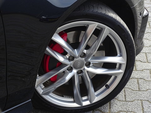 Audi A6 Avant 3.0 V6T 327PK Biturbo Quattro / S-line / Pano / Bose / Luchtveri