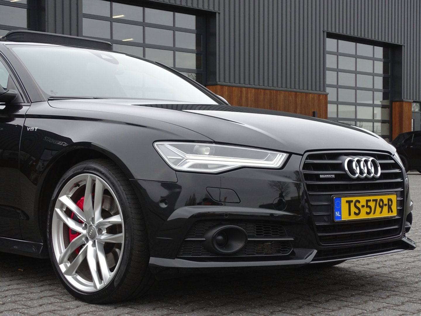 Audi A6 Avant 3.0 V6T 327PK Biturbo Quattro / S-line / Pano / Bose / Luchtveri