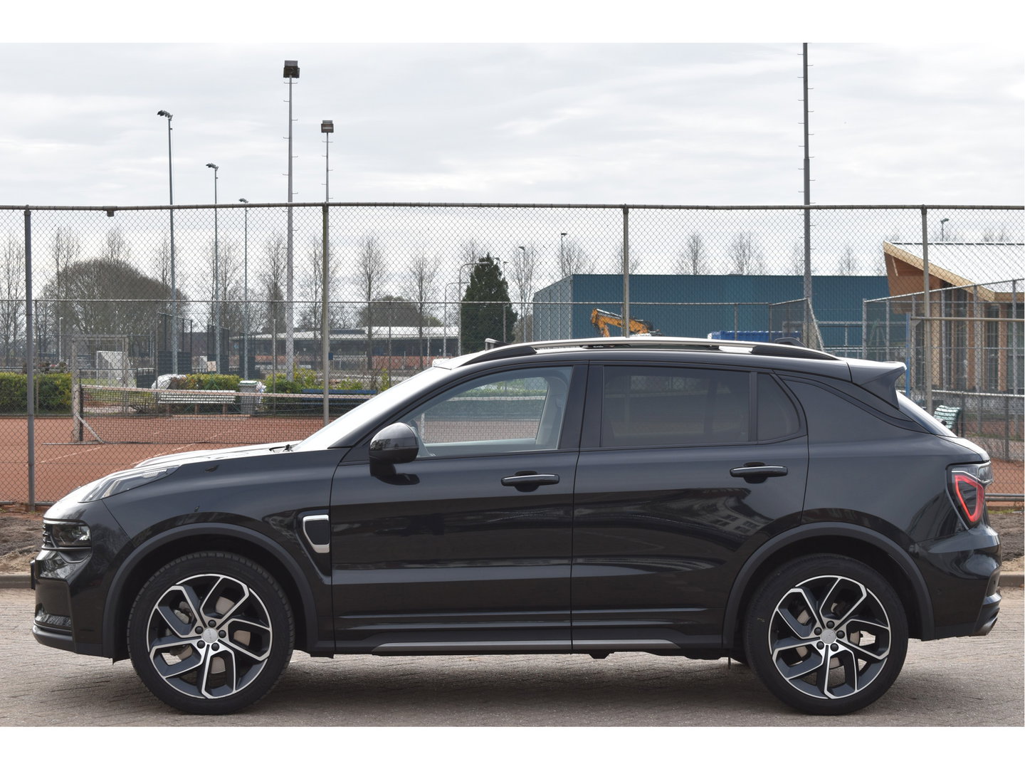 Lynk & Co 01 1.5 PLUG IN HYBRID 261 pk | NL-Auto | 360 gr.camera | Keyless | Pano.dak | Carplay | DAB | Sfeerverl. | LED/Xenon | NAP