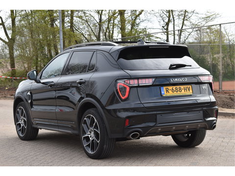 Lynk & Co 01 1.5 PLUG IN HYBRID 261 pk | NL-Auto | 360 gr.camera | Keyless | Pano.dak | Carplay | DAB | Sfeerverl. | LED/Xenon | NAP