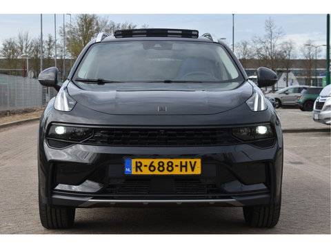 Lynk & Co 01 1.5 PLUG IN HYBRID 261 pk | NL-Auto | 360 gr.camera | Keyless | Pano.dak | Carplay | DAB | Sfeerverl. | LED/Xenon | NAP
