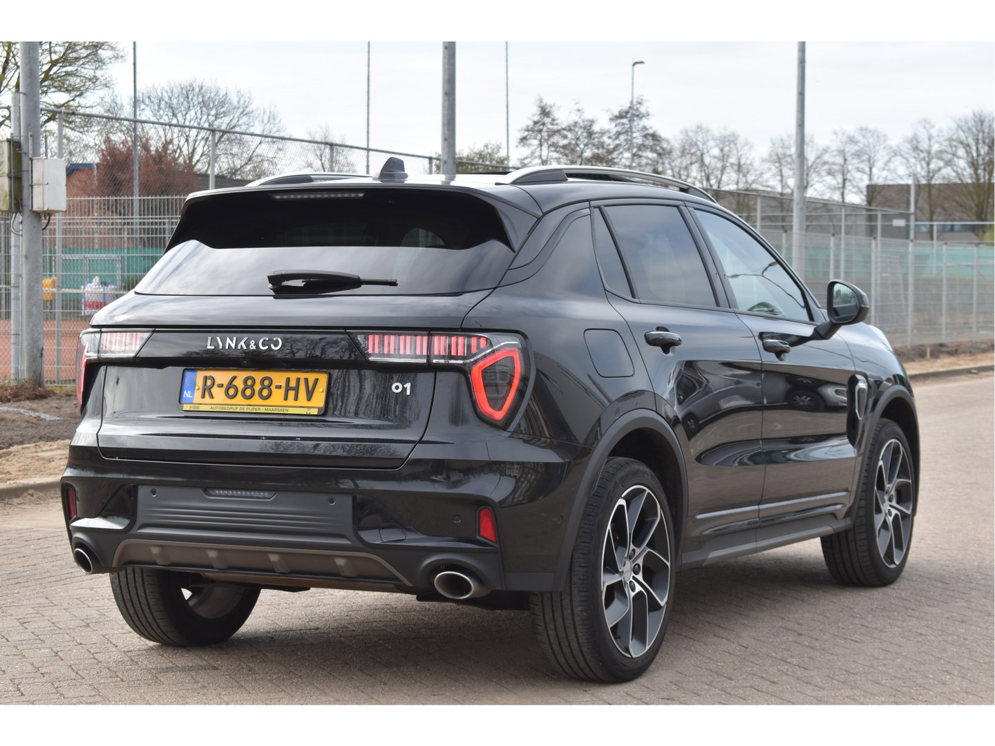 Lynk & Co 01 1.5 PLUG IN HYBRID 261 pk | NL-Auto | 360 gr.camera | Keyless | Pano.dak | Carplay | DAB | Sfeerverl. | LED/Xenon | NAP