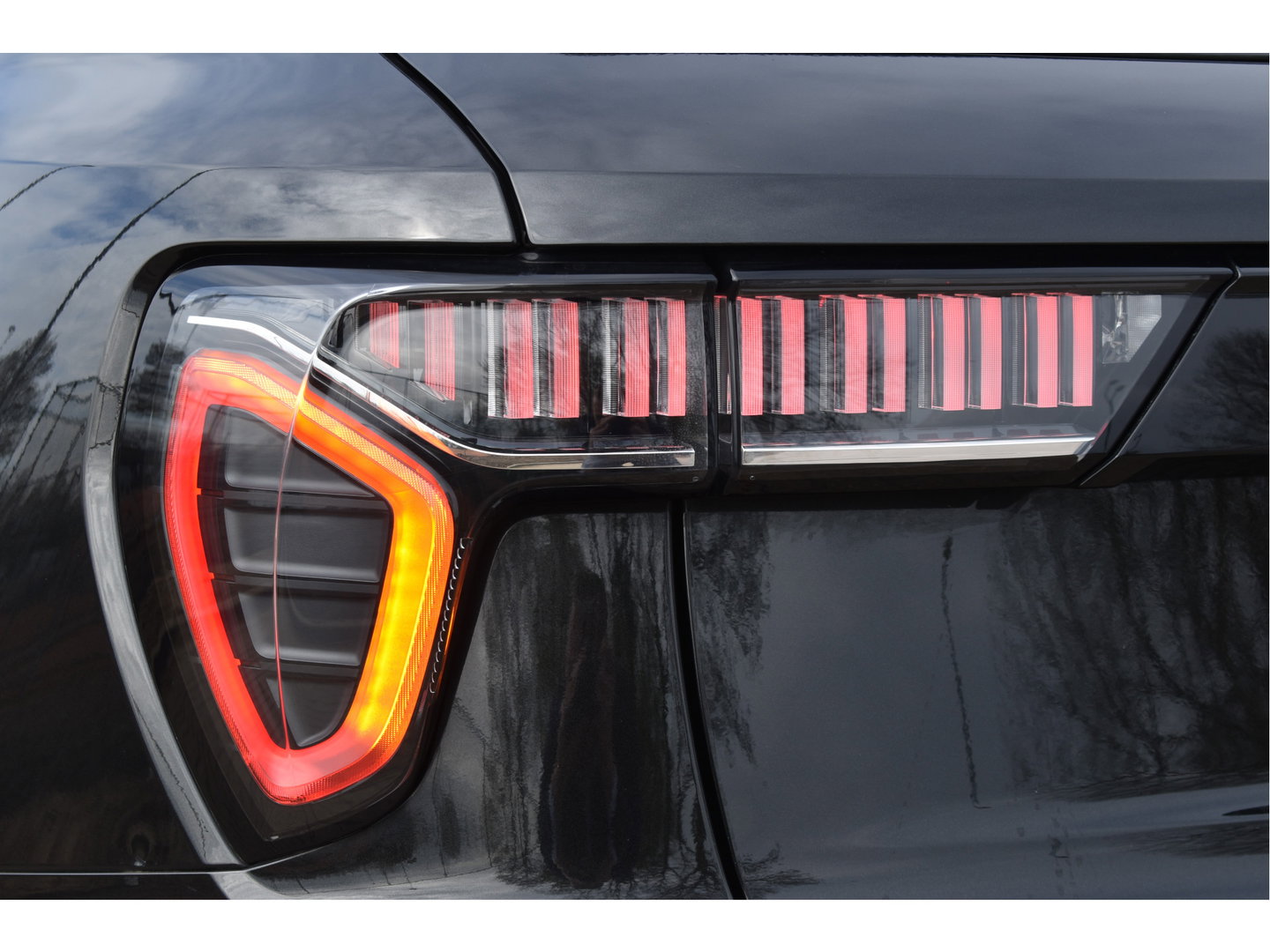 Lynk & Co 01 1.5 PLUG IN HYBRID 261 pk | NL-Auto | 360 gr.camera | Keyless | Pano.dak | Carplay | DAB | Sfeerverl. | LED/Xenon | NAP