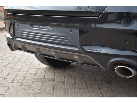 Lynk & Co 01 1.5 PLUG IN HYBRID 261 pk | NL-Auto | 360 gr.camera | Keyless | Pano.dak | Carplay | DAB | Sfeerverl. | LED/Xenon | NAP