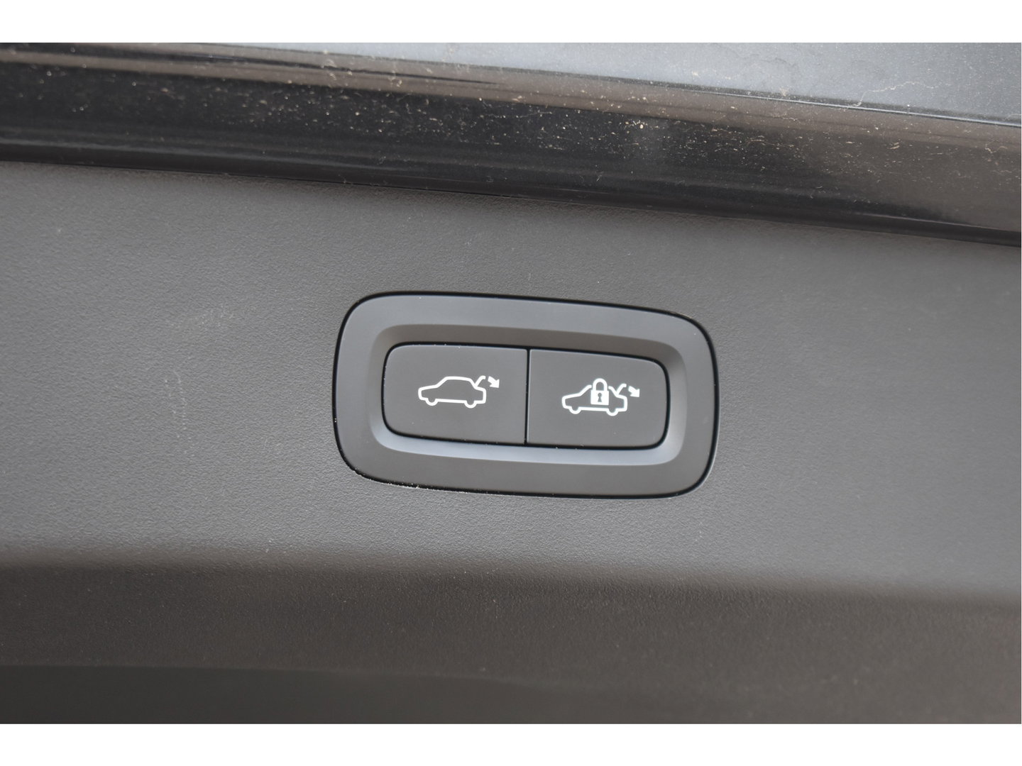 Lynk & Co 01 1.5 PLUG IN HYBRID 261 pk | NL-Auto | 360 gr.camera | Keyless | Pano.dak | Carplay | DAB | Sfeerverl. | LED/Xenon | NAP