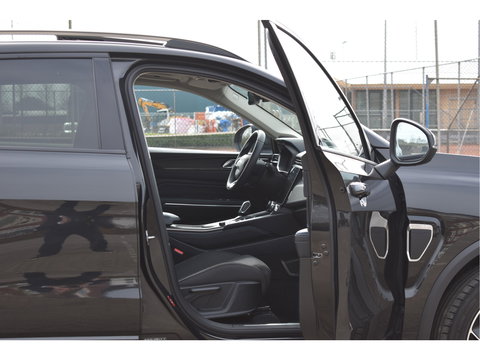 Lynk & Co 01 1.5 PLUG IN HYBRID 261 pk | NL-Auto | 360 gr.camera | Keyless | Pano.dak | Carplay | DAB | Sfeerverl. | LED/Xenon | NAP