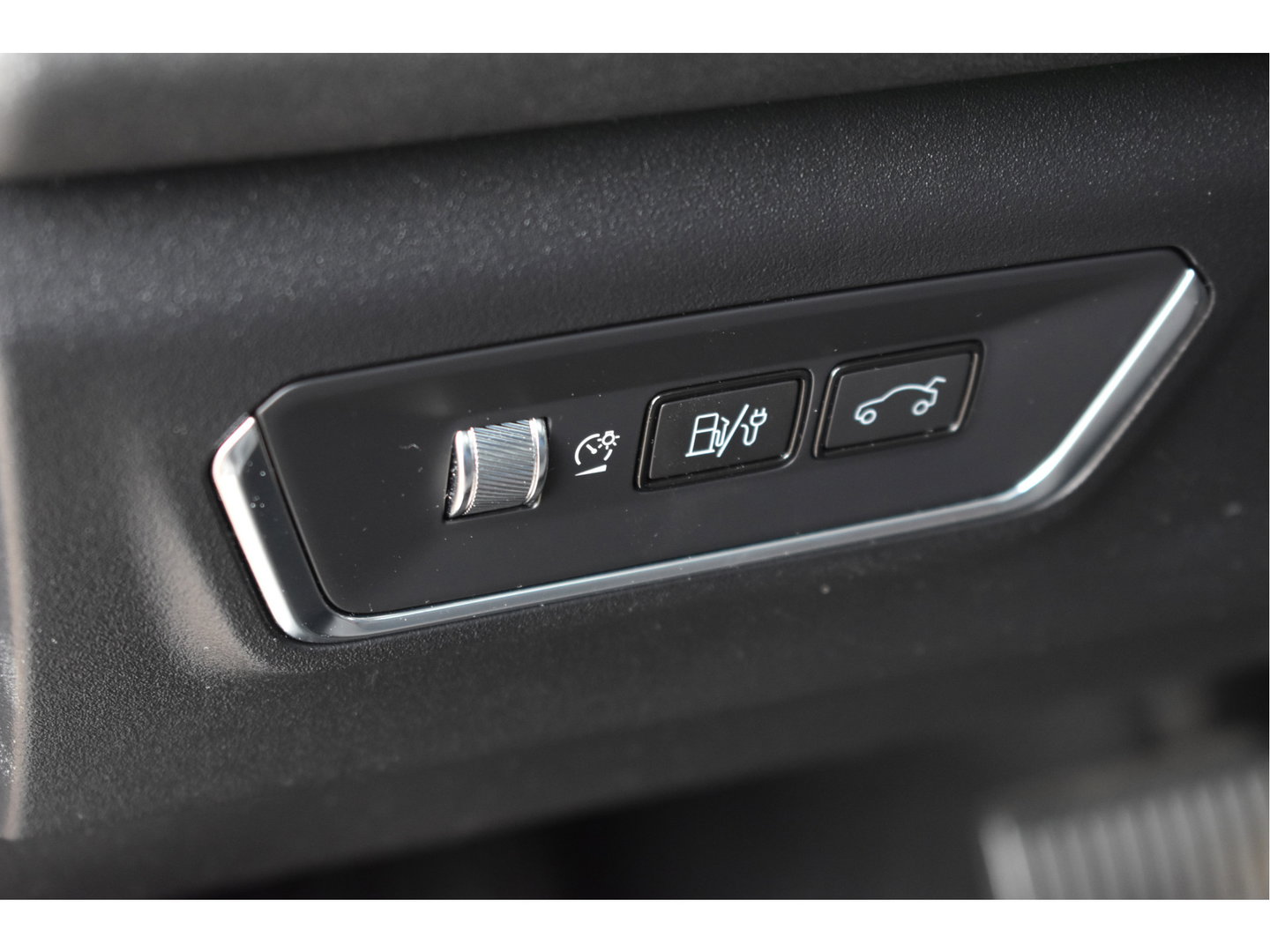 Lynk & Co 01 1.5 PLUG IN HYBRID 261 pk | NL-Auto | 360 gr.camera | Keyless | Pano.dak | Carplay | DAB | Sfeerverl. | LED/Xenon | NAP