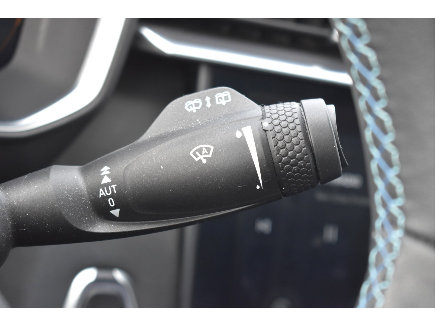 Lynk & Co 01 1.5 PLUG IN HYBRID 261 pk | NL-Auto | 360 gr.camera | Keyless | Pano.dak | Carplay | DAB | Sfeerverl. | LED/Xenon | NAP
