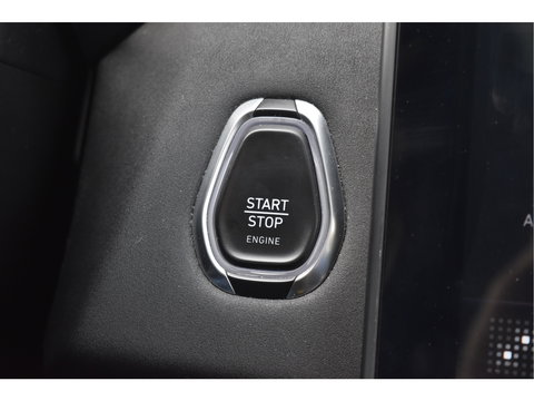 Lynk & Co 01 1.5 PLUG IN HYBRID 261 pk | NL-Auto | 360 gr.camera | Keyless | Pano.dak | Carplay | DAB | Sfeerverl. | LED/Xenon | NAP