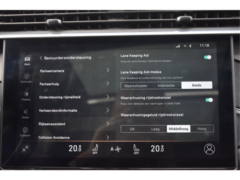 Lynk & Co 01 1.5 PLUG IN HYBRID 261 pk | NL-Auto | 360 gr.camera | Keyless | Pano.dak | Carplay | DAB | Sfeerverl. | LED/Xenon | NAP