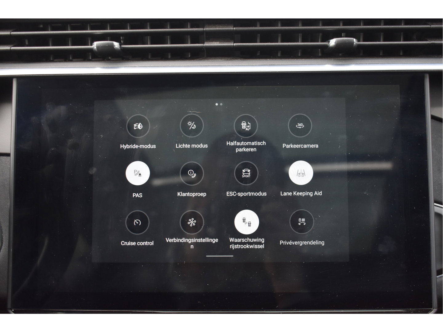 Lynk & Co 01 1.5 PLUG IN HYBRID 261 pk | NL-Auto | 360 gr.camera | Keyless | Pano.dak | Carplay | DAB | Sfeerverl. | LED/Xenon | NAP