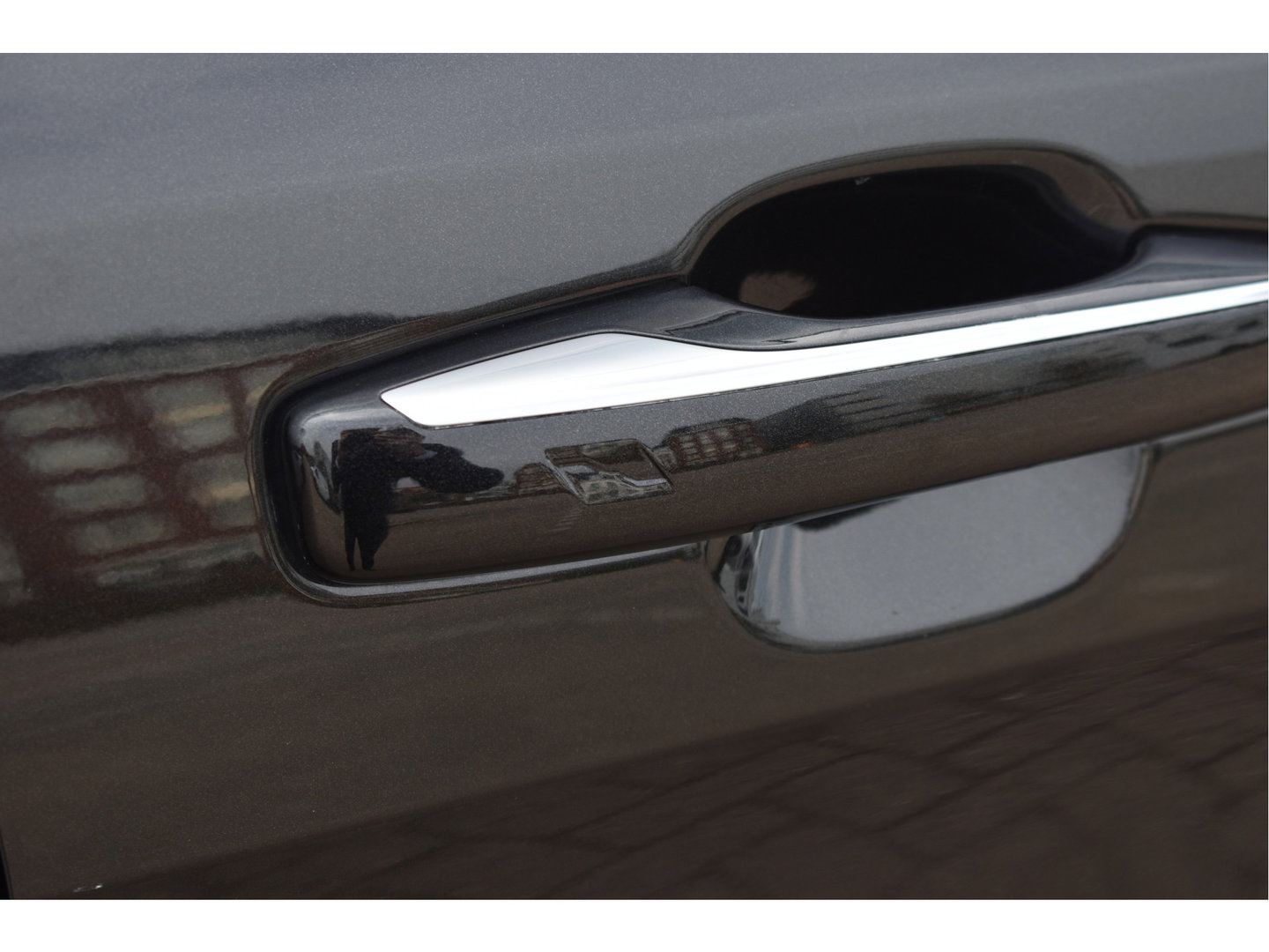 Lynk & Co 01 1.5 PLUG IN HYBRID 261 pk | NL-Auto | 360 gr.camera | Keyless | Pano.dak | Carplay | DAB | Sfeerverl. | LED/Xenon | NAP