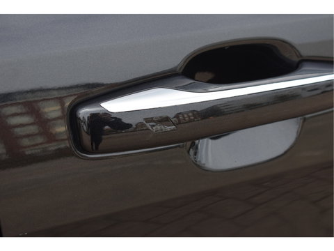 Lynk & Co 01 1.5 PLUG IN HYBRID 261 pk | NL-Auto | 360 gr.camera | Keyless | Pano.dak | Carplay | DAB | Sfeerverl. | LED/Xenon | NAP