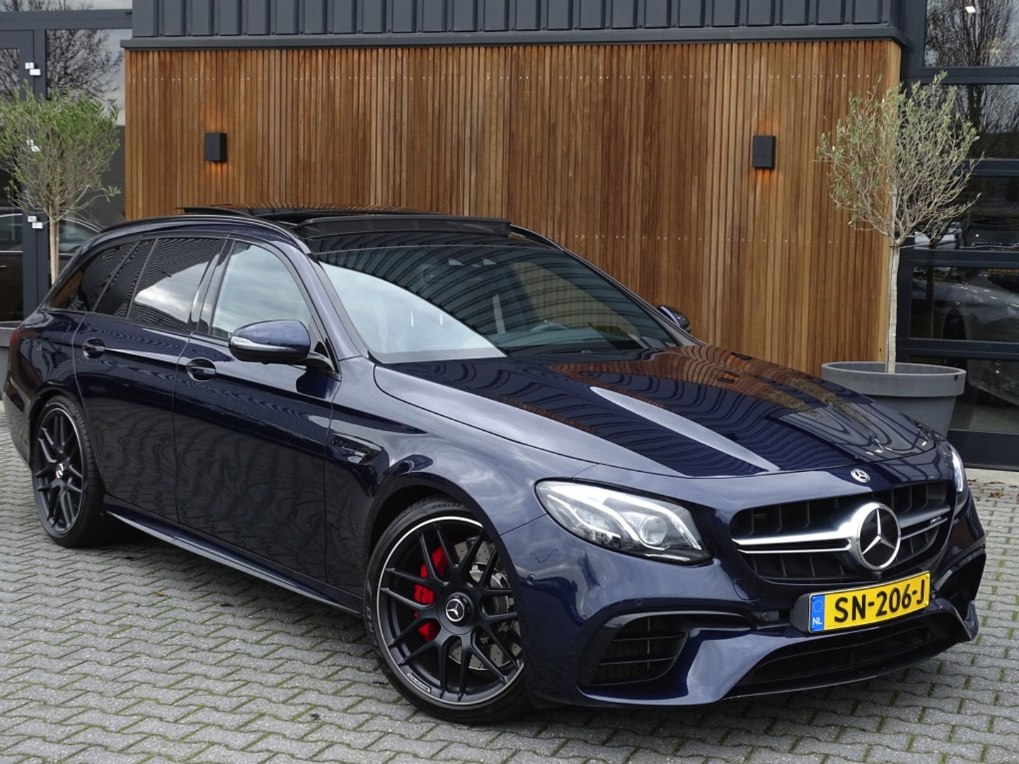Mercedes-Benz E-Klasse Estate E63s AMG V8 613PK 4-Matic / Carbon / Pano / 360 / Head-Up