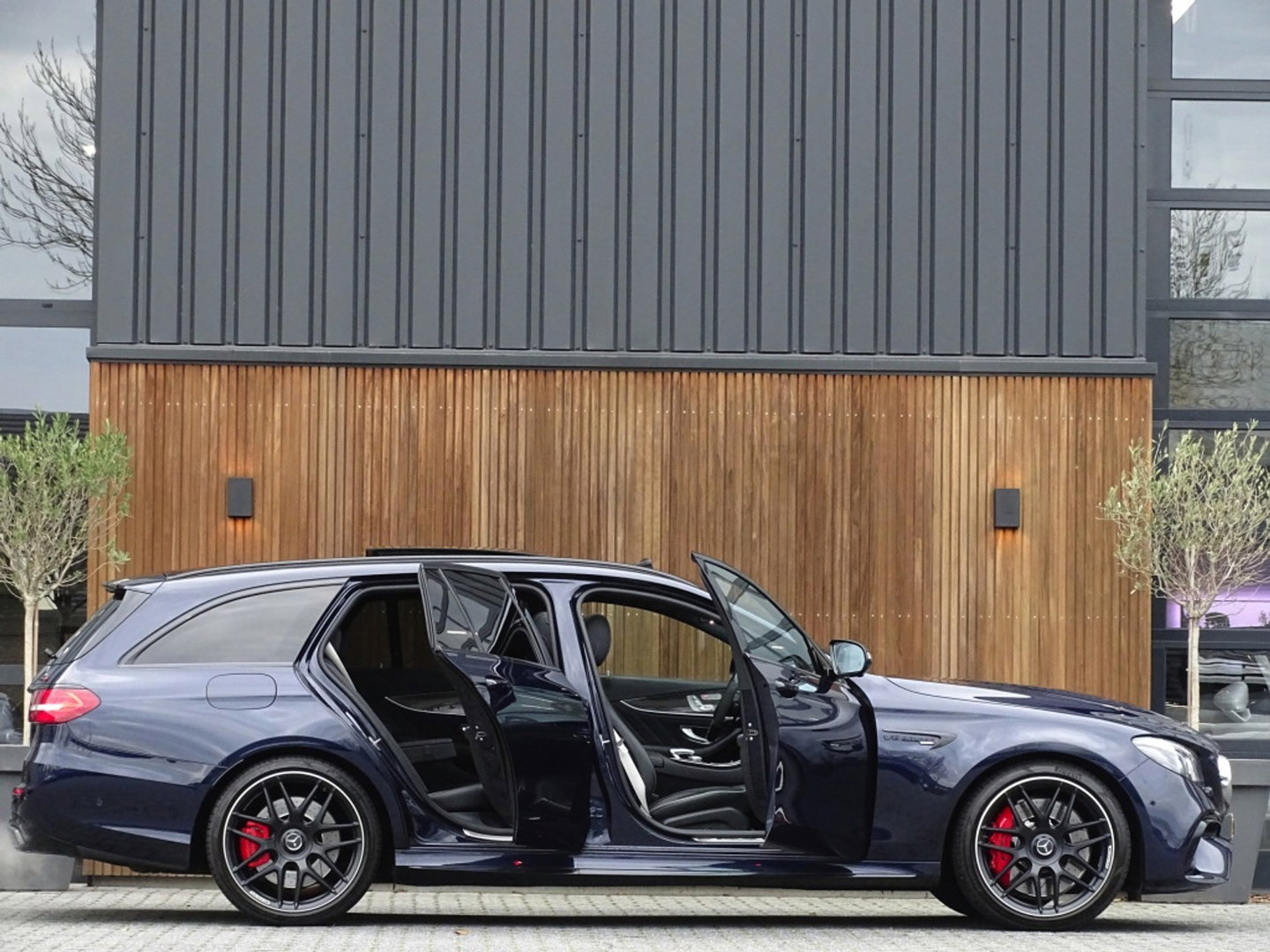 Mercedes-Benz E-Klasse Estate E63s AMG V8 613PK 4-Matic / Carbon / Pano / 360 / Head-Up