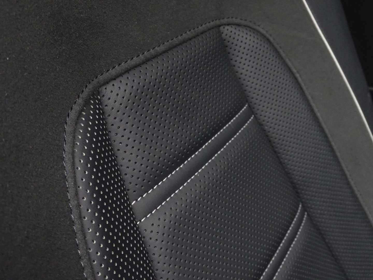 Mercedes-Benz E-Klasse Estate E63s AMG V8 613PK 4-Matic / Carbon / Pano / 360 / Head-Up