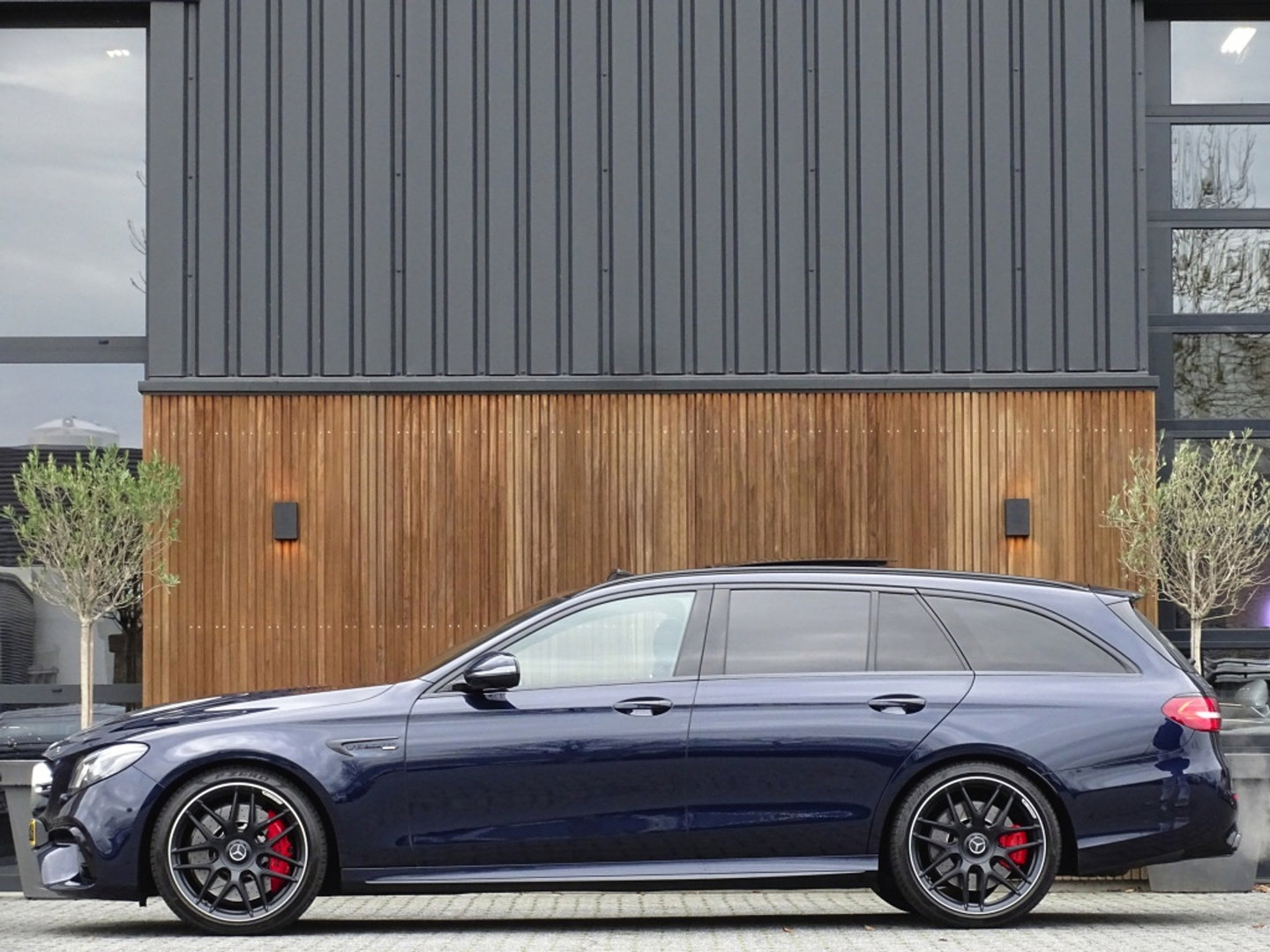 Mercedes-Benz E-Klasse Estate E63s AMG V8 613PK 4-Matic / Carbon / Pano / 360 / Head-Up