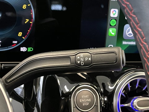 Mercedes-Benz GLA 250 4MATIC AMG Line | Apple Carplay | Sfeerverlichting | Keyless Start | Panoramadak | Stoelverwarming | Navigatie |