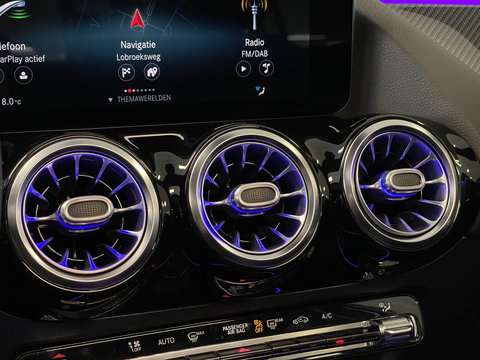 Mercedes-Benz GLA 250 4MATIC AMG Line | Apple Carplay | Sfeerverlichting | Keyless Start | Panoramadak | Stoelverwarming | Navigatie |