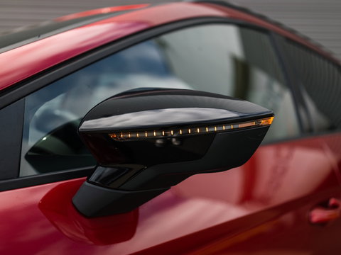 SEAT Leon ST 2.0 TSI CUPRA 300 4DRIVE VIRTUAL BEATS DCC