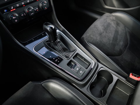 SEAT Leon ST 2.0 TSI CUPRA 300 4DRIVE VIRTUAL BEATS DCC