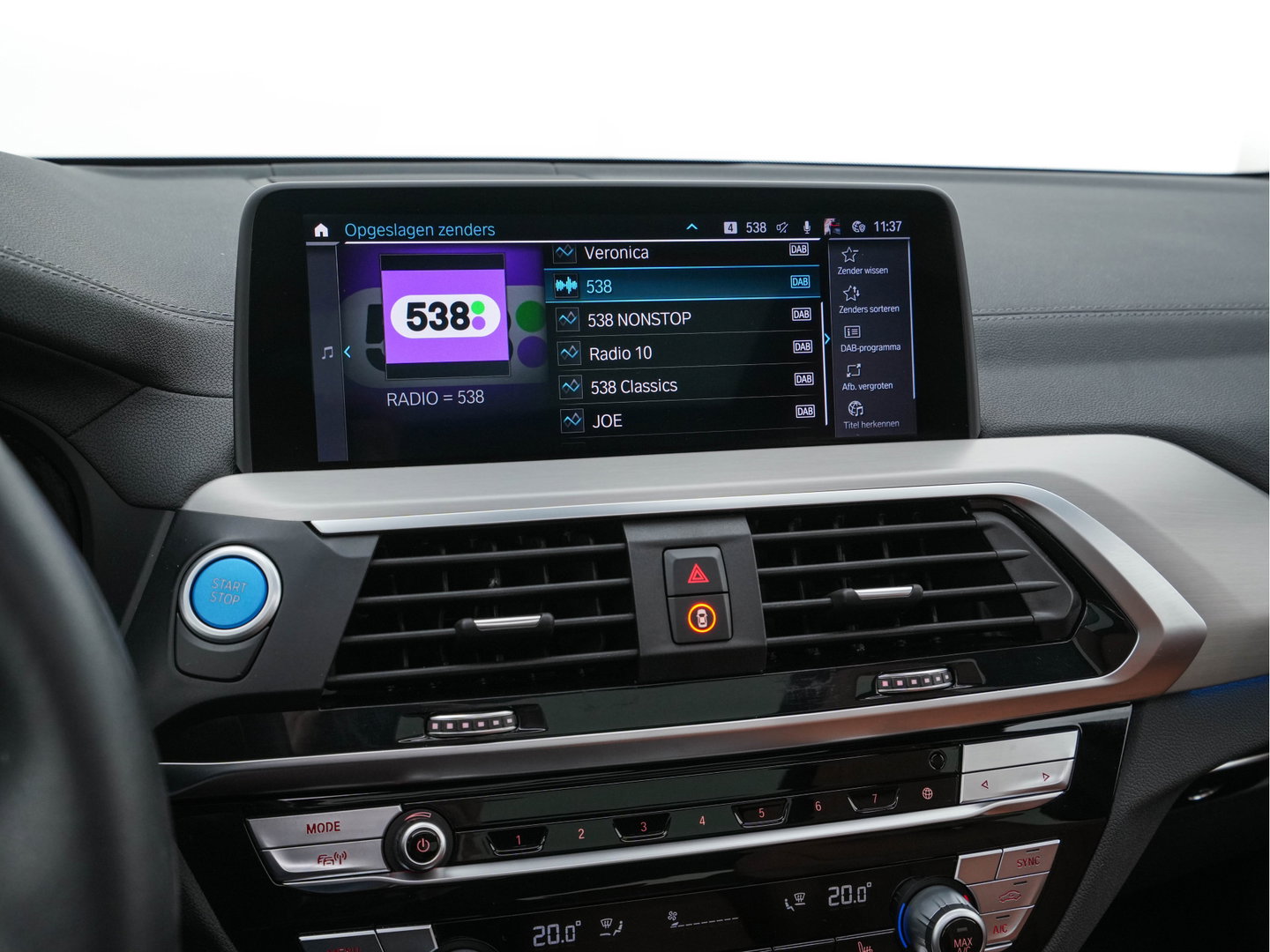 BMW iX3 High Executive 80 kWh [ 3-Fase -11kW] {SOH-98%} (INCL-BTW) Aut. *PANO | LEATHER | HARMAN/KARDON | FULL-LED | BLINDSPOT | MEMORY-PACK | DIGI-COCKPIT | HEATED-SPORTSEATS | KEYLESS | TOPVIEW | DAB+ | NAVI-FULLMAP | HEAD-UP | ...