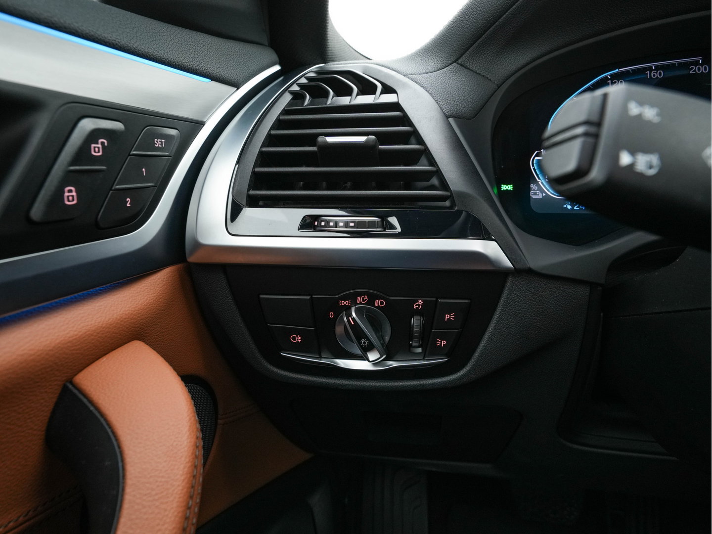 BMW iX3 High Executive 80 kWh [ 3-Fase -11kW] {SOH-98%} (INCL-BTW) Aut. *PANO | LEATHER | HARMAN/KARDON | FULL-LED | BLINDSPOT | MEMORY-PACK | DIGI-COCKPIT | HEATED-SPORTSEATS | KEYLESS | TOPVIEW | DAB+ | NAVI-FULLMAP | HEAD-UP | ...