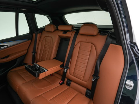 BMW iX3 High Executive 80 kWh [ 3-Fase -11kW] {SOH-98%} (INCL-BTW) Aut. *PANO | LEATHER | HARMAN/KARDON | FULL-LED | BLINDSPOT | MEMORY-PACK | DIGI-COCKPIT | HEATED-SPORTSEATS | KEYLESS | TOPVIEW | DAB+ | NAVI-FULLMAP | HEAD-UP | ...