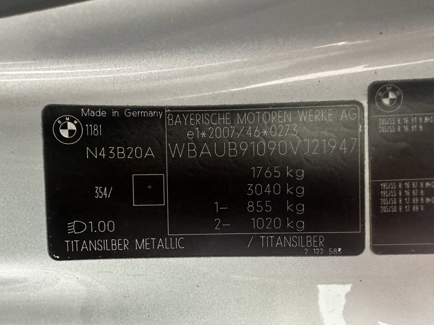 BMW 1-serie 118i Business Line *AIRCO | NAVI | COMFORTSEATS | KEYLESS | TOWBAR | 16''ALU*