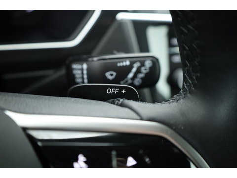 Volkswagen Tiguan 1.4 TSI eHybrid R-Line | Pano | Elek. Trekhaak | Stoel- Stuurverw. | Adapt. Cruise | Camera | Keyless | IQ. Light