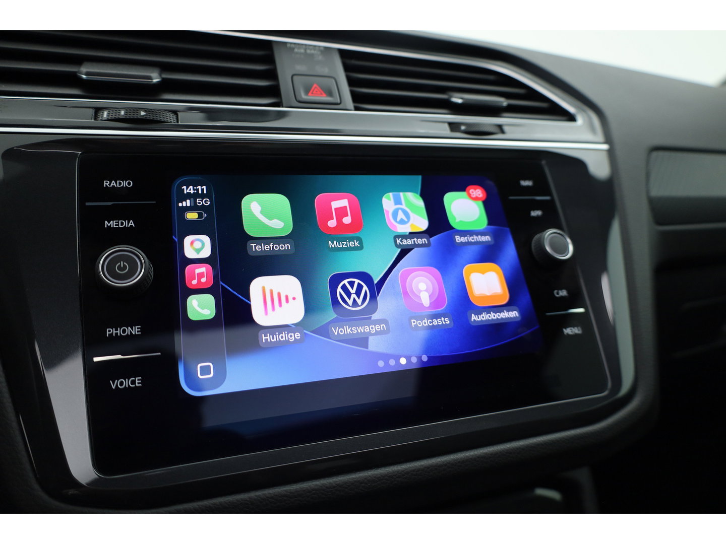 Volkswagen Tiguan 1.4 TSI eHybrid R-Line | Pano | Elek. Trekhaak | Stoel- Stuurverw. | Adapt. Cruise | Camera | Keyless | IQ. Light