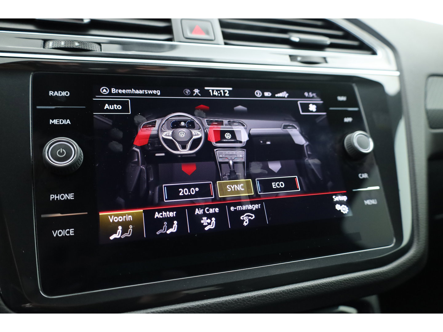 Volkswagen Tiguan 1.4 TSI eHybrid R-Line | Pano | Elek. Trekhaak | Stoel- Stuurverw. | Adapt. Cruise | Camera | Keyless | IQ. Light