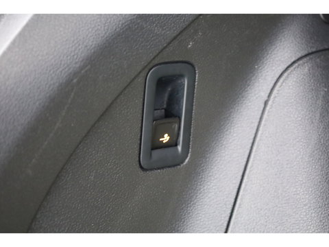 Volkswagen Tiguan 1.4 TSI eHybrid R-Line | Pano | Elek. Trekhaak | Stoel- Stuurverw. | Adapt. Cruise | Camera | Keyless | IQ. Light